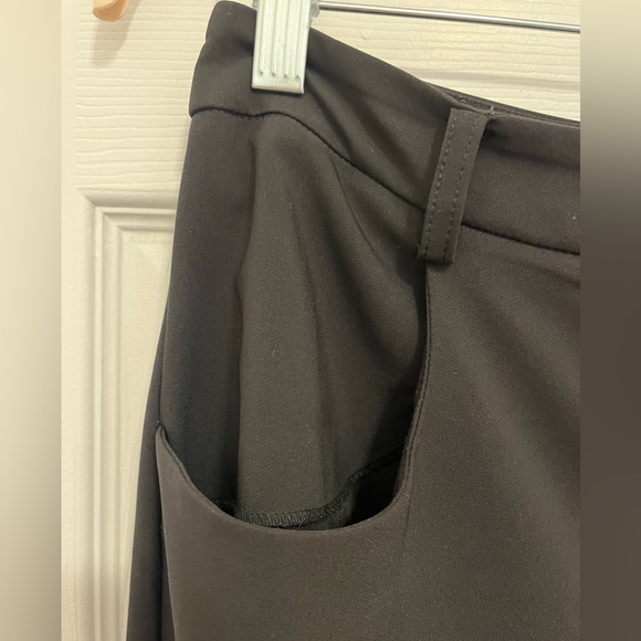 Vince Camuto, Stretch Crepe Wide Leg Pants, Black, Size 10 - Picture 4 of 6